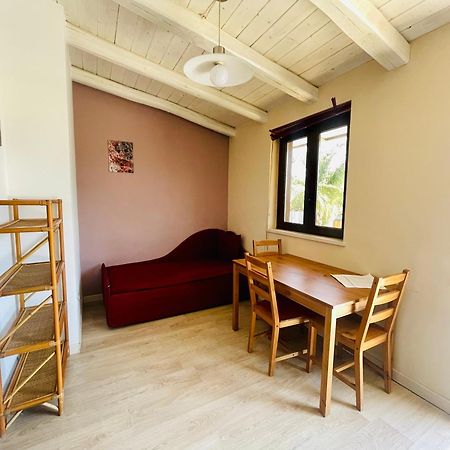 巴塞罗纳-波佐戈托Borgo Camicia In住宿加早餐旅馆 外观 照片