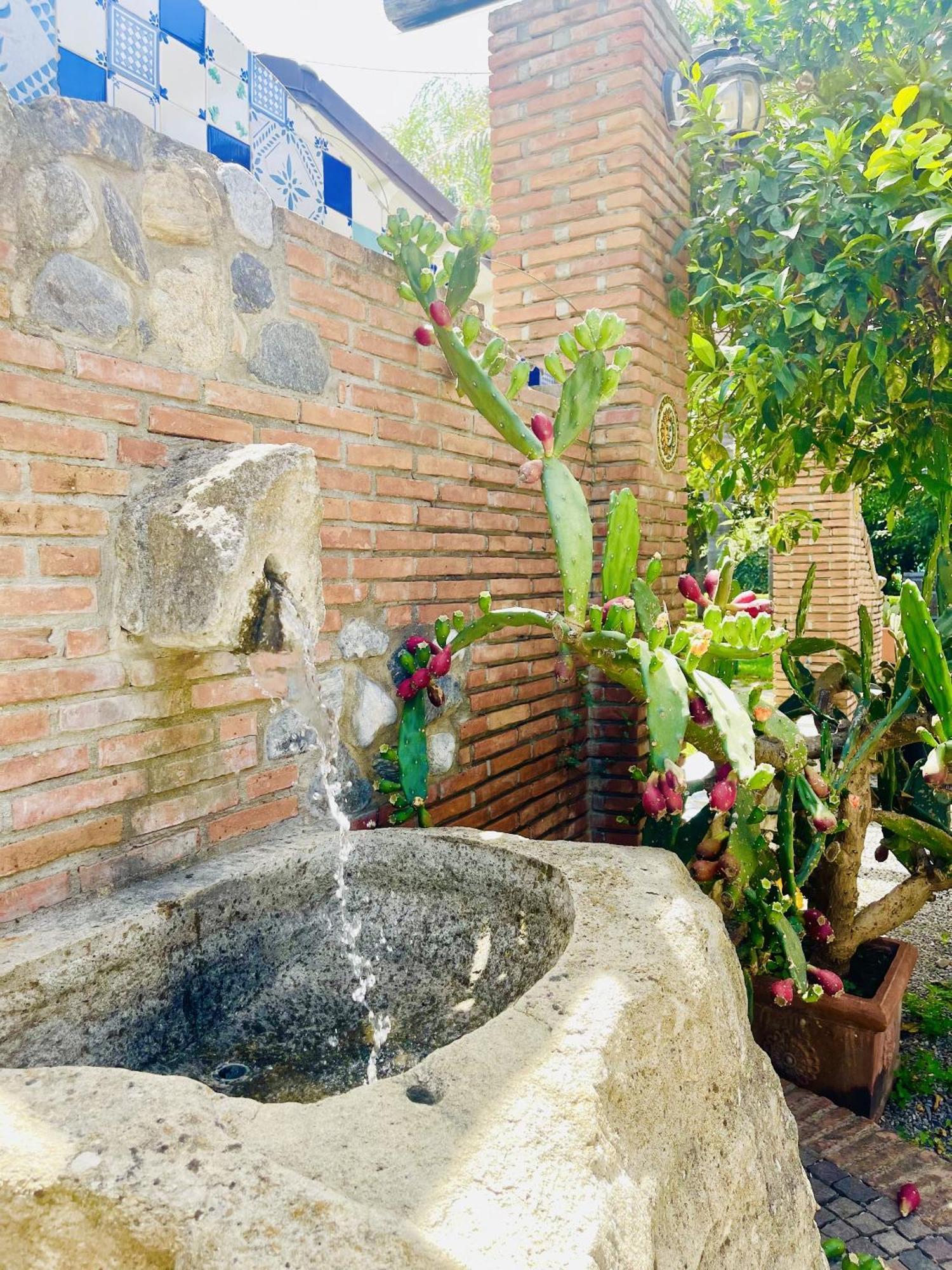 巴塞罗纳-波佐戈托Borgo Camicia In住宿加早餐旅馆 外观 照片